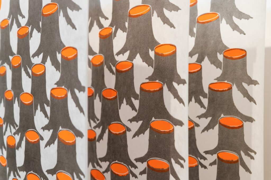 obscurity-exhibit-art-stumps