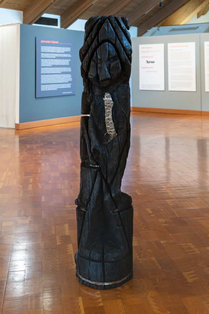 obscurity-exhibit-sculpture