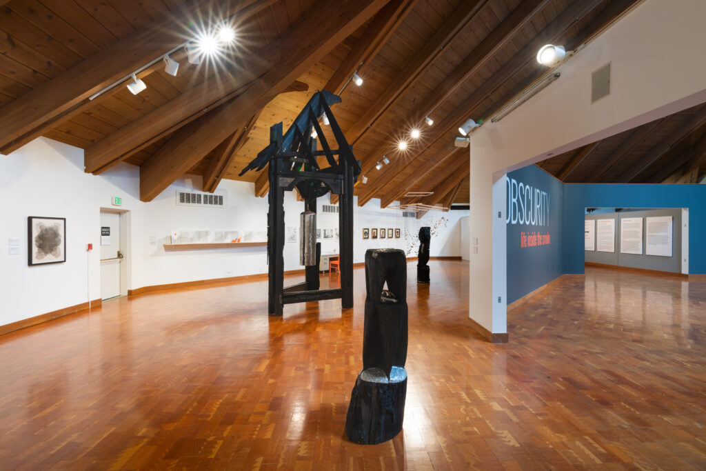 obscurity-exhibit-sculpture-and-structure