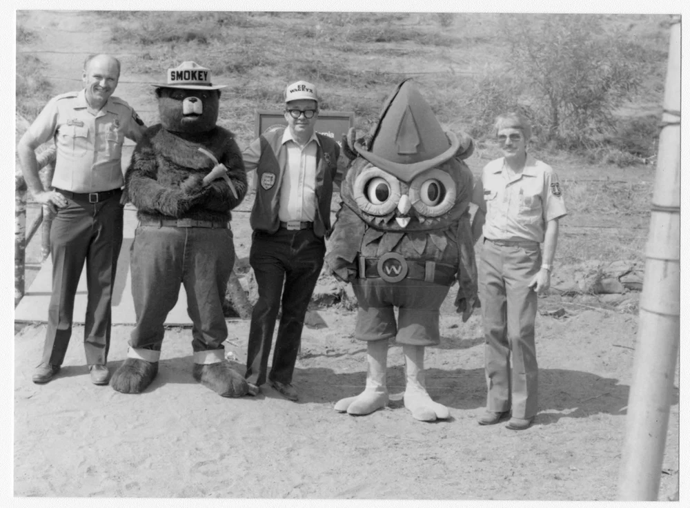 Historical_woodsy_and_smokey_with_people Historical woodsy and smokey with people.